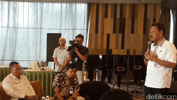 Jelang Pilkada, Plt Walkot Pekanbaru: Jangan Komen Sembarangan di Medsos