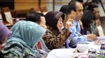 Risma dan Komisi III DPR Bahas Kasus Pasar Turi Surabaya