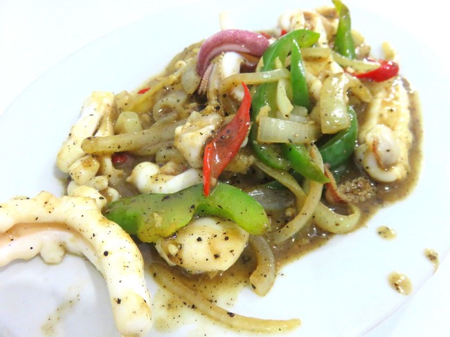 Lewat Pecenongan Malam Ini? Yuk, Jajan Seafood Lada Hitam, Bubur Ayam dan Es Teler
