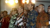 Rangkaian Munas REI diisi dengan diskusi nasional 2 sesi 29-30, serta pemilihan ketua umum REI 2016-2019.