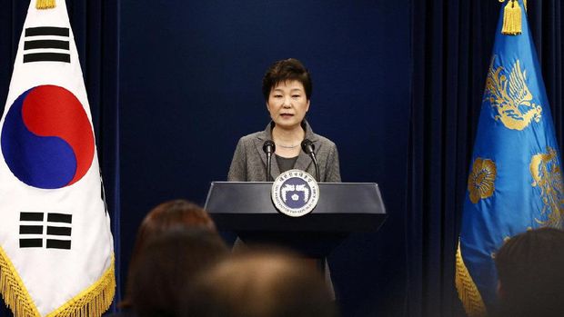 Park Geun Hye saat menyampaikan pernyataan publik terbarunya
