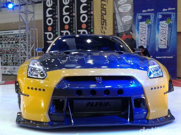 Modif Keren Nissan GT-R Asal Solo