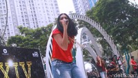Andhini juga ikut serta dalam lagu Bruno Mars 24k Magic. Pool/Gus Mun/detikFoto.