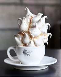 Kopi dengan Topping Meringue Cantik Kini Digemari di Korea Selatan