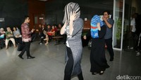 9 warga Maroko ini dihukum denda Rp 2,5 juta hingga 5 juta.