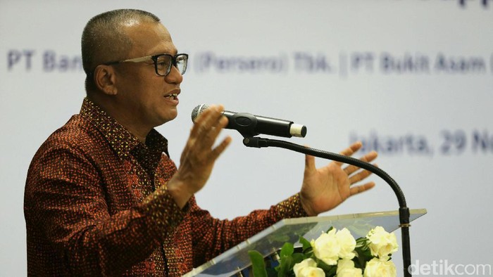 Bank Mandiri menyalurkan pembiayaan Rp 1,7 triliun dan US$ 230 juta kepada Bukit Asam untuk membantu membiayai pengembangan bisnis. Perjanjian kerja sama digelar di Jakarta.