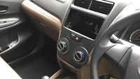 Avanza Transmover dibuat karena sesuai permintaan para pengusaha taksi menginginkan mobil yang tahan lama, murah, dan harga jual kembali yang cukup baik.