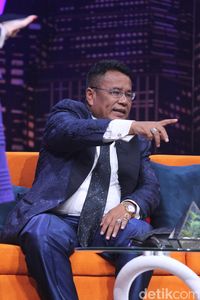 Hotman Cibir Sikap Mario Teguh Tak Seperti Motivator Super
