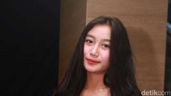 Hitam Ketat Duo Serigala Hitam Ketat Duo Serigala