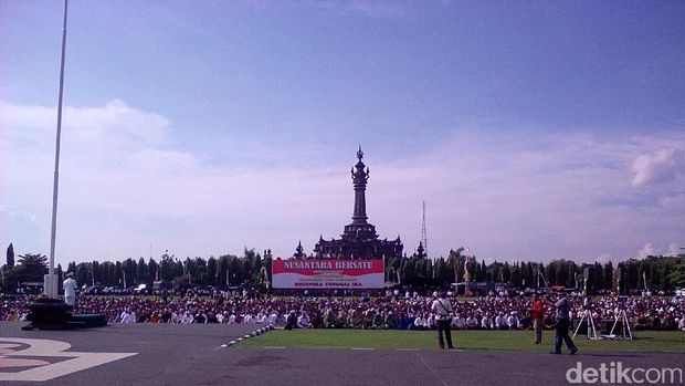 Apel Nusantara Bersatu di Bali.