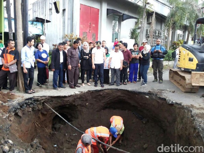 Ini Reaksi Wali Kota Malang Soal Jalan Amblas di Terusan Bondowoso