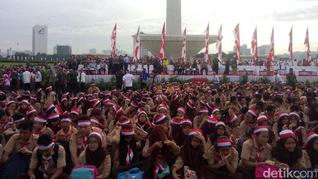 Suasana apel di Monas.