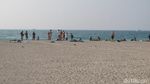 Foto: Boleh Berbikini di Pantai Timur Tengah Ini