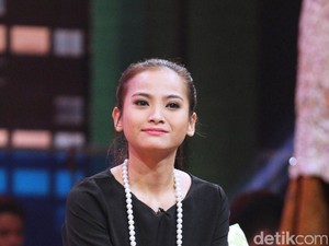 Ini Bocoran Konsep Pernikahan Acha Septriasa dan Vicky