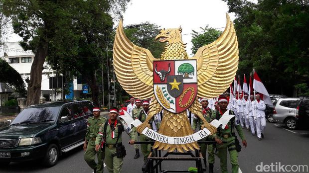 Apel serukan persatuan bangsa.