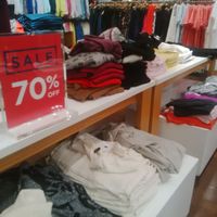GAP Diskon Hingga 70%, Atasan Mulai dari Rp 71 Ribuan