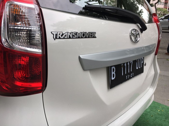 Apa Kabar Avanza Transmover Khusus Taksi?