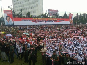 Diguyur Hujan, Apel Nusantara Bersatu di Semarang Tetap Semarak