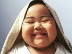 Tatan Selebgram Balita yang Gemesin, Skandal Angel Karamoy dan Produser