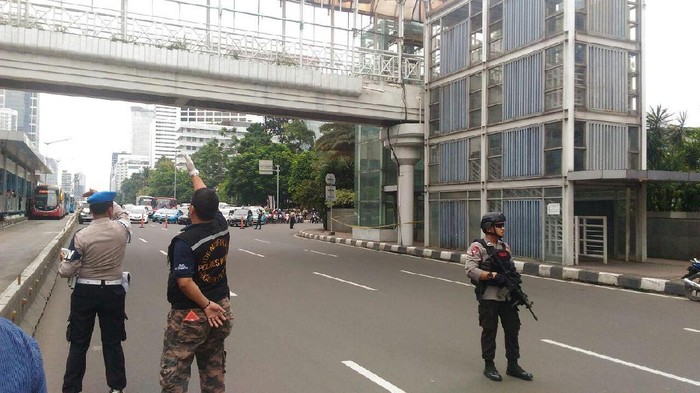 Tak Ada Bom, Ini Isi Tas Mencurigakan di Lift JPO Tosari Thamrin