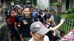 Agus Yudhoyono Susuri Ciliwung dan Makan Nasi Kebuli Bareng Warga