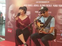 Kolaborasi Bebi Romeo dan Glenn Fredly yang Berbuah Album Baru