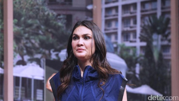 Muka Jelek Luna Maya, Tetap Cantik Nggak Boys?