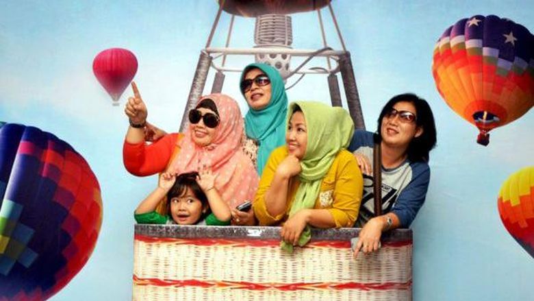  Foto  Lucu  lucuan Bareng  Teman  di 5 Museum 3 Dimensi Ini 