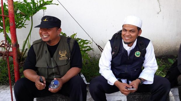 Massa dari Solo dipimpin Surowijoyo.