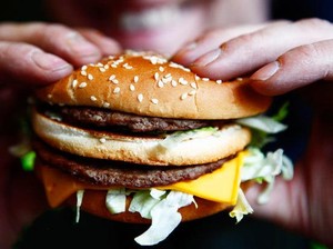 Jutawan Ini Bayar Rp 37.5 Juta untuk Naik Helikopter Beli Big Mac