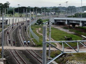 Kereta Bandara Soekarno-Hatta Ditargetkan Beroperasi Juli 2017