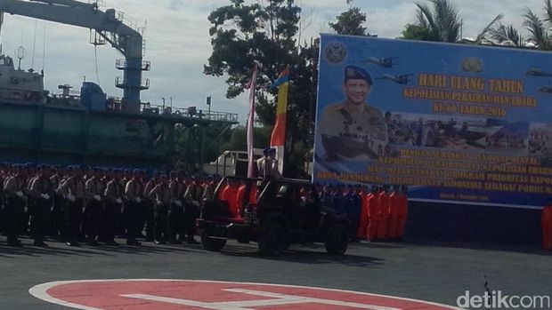Wakapolri Pimpin Apel HUT Kepolisian Air dan Kepolisian Udara