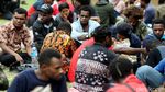 Ratusan Pendemo Asal Papua Diamankan di Polda Metro