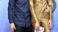 Mikha dan Fero resmi menjadi seorang kekasih pada November akhir. Pool/Noel/detikFoto.
