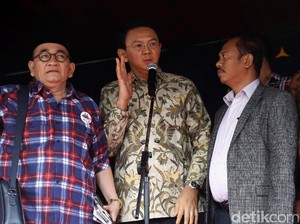 Usai Ikuti Pelimpahan Bukti Perkara, Ahok Kembali Berkampanye