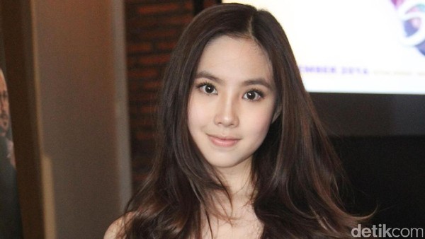 Agatha Chelsea Makin Cantik Saja