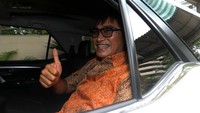 Choel tidak ditahan, ia segera meninggalkan gedung KPK seusai diperiksa.