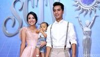 Ini pose kompak mereka di Studio Emtek, Daan Mogot, Jakarta Barat, Rabu (30/11). Pool/Noel/detikFoto.