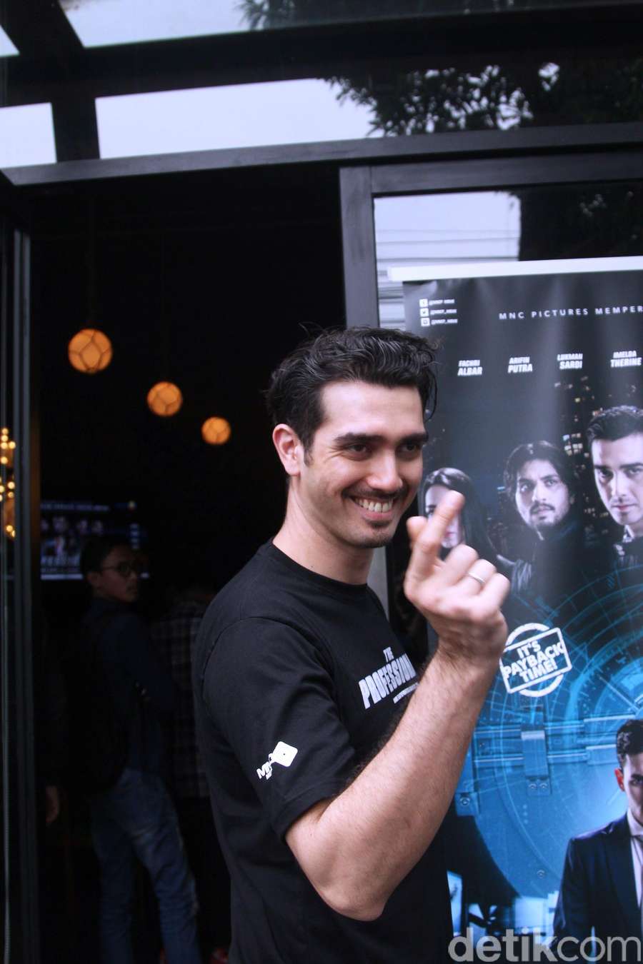 Fachri Albar Cerita Film Terbaru