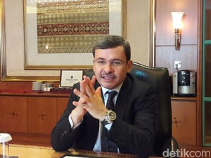Helman Sitohang, Orang RI Pertama Jadi CEO Credit Suisse Asia Pacific