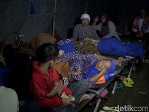 Hari Keenam Tanggap Darurat Gempa Aceh, Jumlah Pengungsi Terus Bertambah