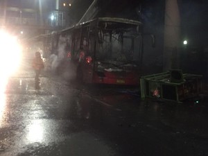 Cerita Saksi yang Sempat Peringatkan Sopir soal Kebakaran TransJ di Cawang