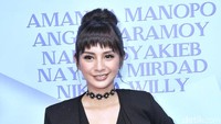Kirana cantik dengan tampil serba hitam. Pool/Noel/detikFoto.