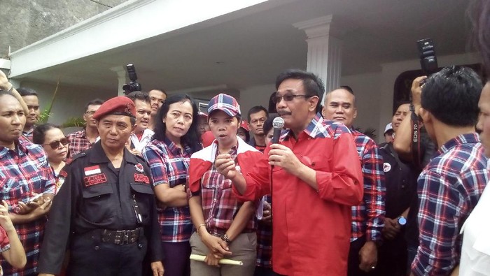Resmikan Posko Relawan, Djarot Pamer Reformasi Birokrasi di DKI