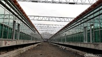 Rencananya, pengerjaan proyek kereta bandara ini akan rampung pada Mei 2017 mendatang.