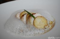 Norwegian Salmon dan Wagyu Cheek Jadi Sajian Natal Spesial di Akira Back