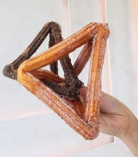 Churros 3 D Bentuk Piramida Bertaut Jadi Karya Pastry Terbaru Dominique Ansel