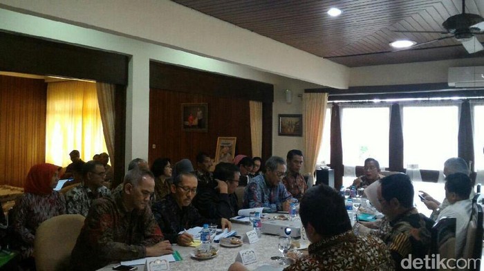 Ini Kata Darmin Soal Ekonomi RI, Trump Effect, dan Aksi Damai 2 Desember