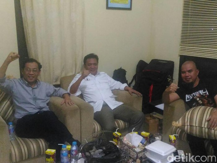 Ahmad Dhani Dijemput Polisi, Jupe-Depe Akhirnya Damai