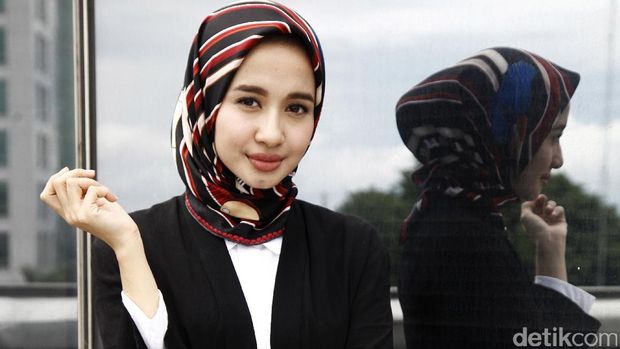 Syahrini Jatuh Tersungkur, Nikita Datangi Polres Terkait Kasus Jupe